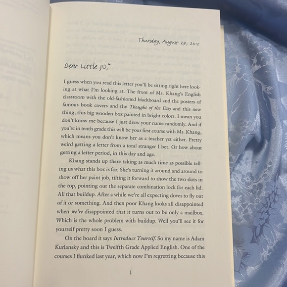 We Contain Multitudes - Sarah Henstra - Picture 9 of 13